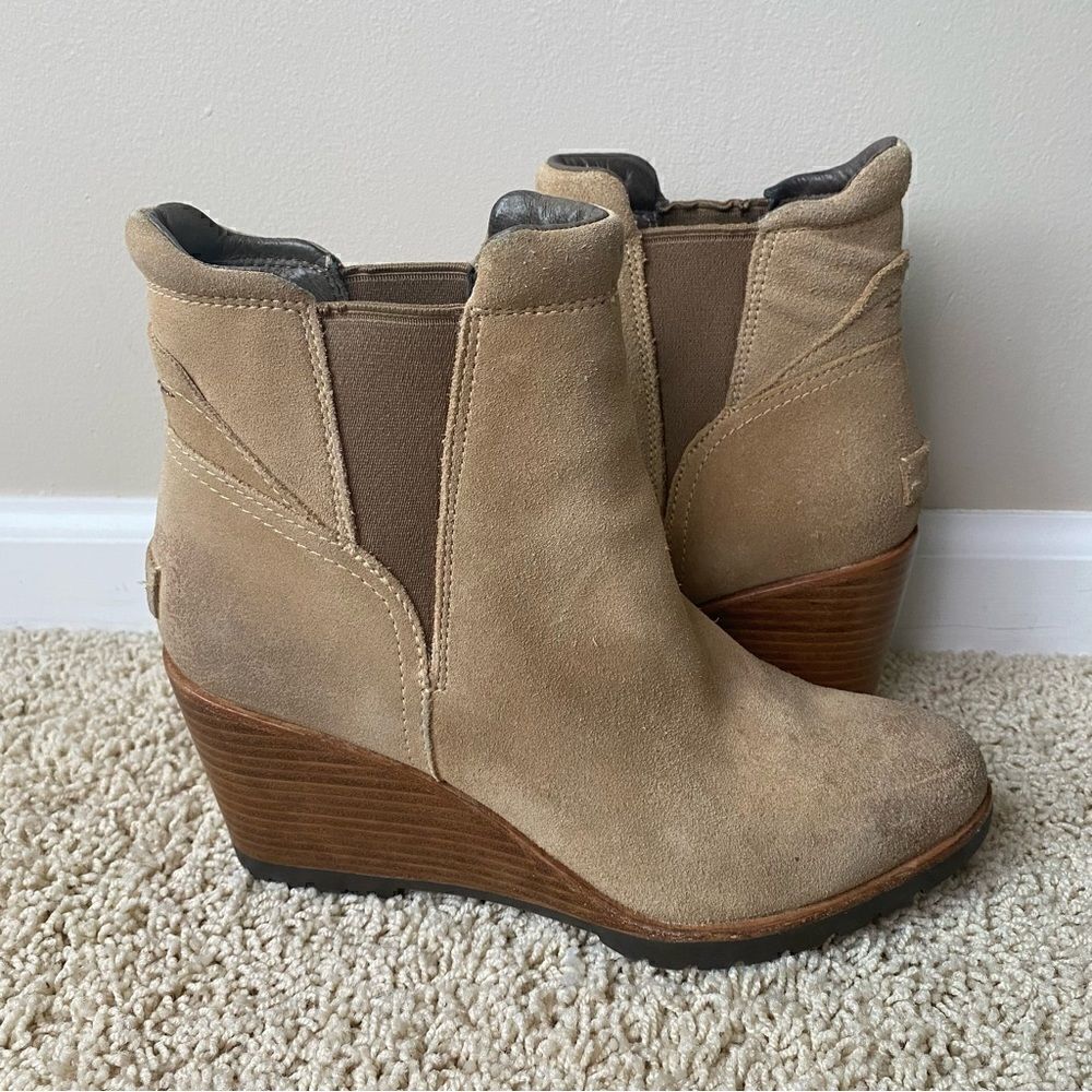 Sorel Addington Chelsea Block Heel Wedge Ankle Boots Tan Brown waterproof 8.5